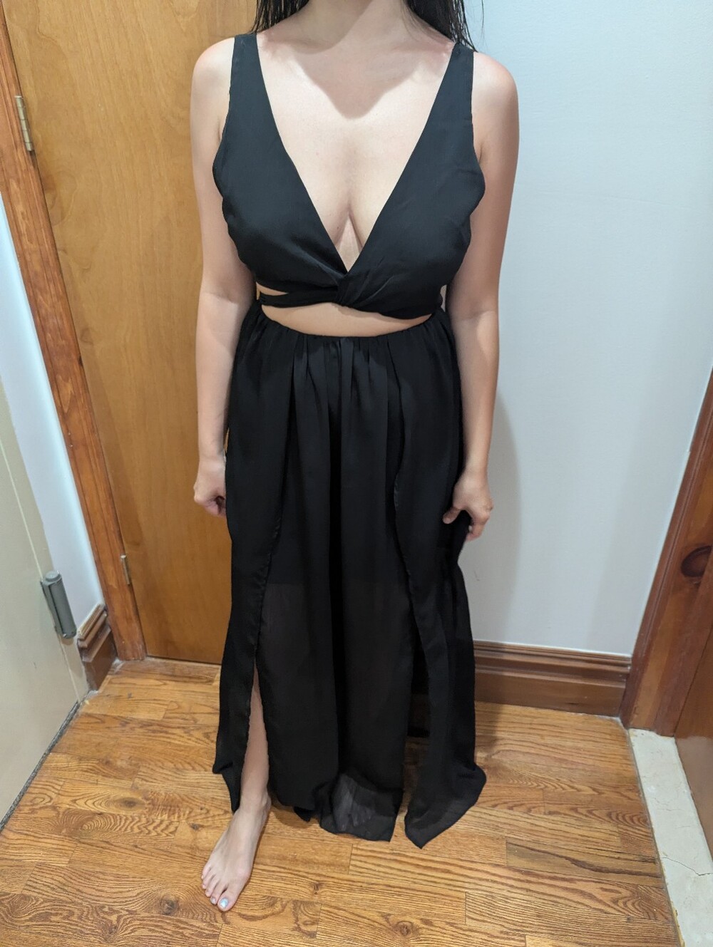 Tobi Black V-Neck Maxi Dress